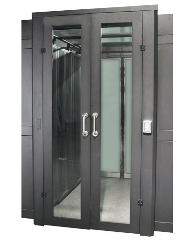 Дверь коридора распашная 1200 мм для шкафов LANMASTER DCS 42U, стекло, без замка LANMASTER LAN-DC-HDRM-42Ux12 в Липецке Аксессуары для стоек и шкафов Pintop.ru