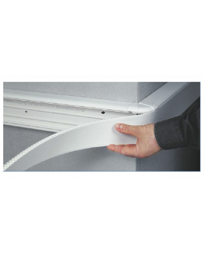 Крышка для кабель-канала 180 мм LEGRAND 010526 в Липецке Аксессуары для кабель-канала Pintop.ru