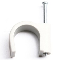 Скоба пластиковая с гвоздем, д.3 - 4мм DKC 51500